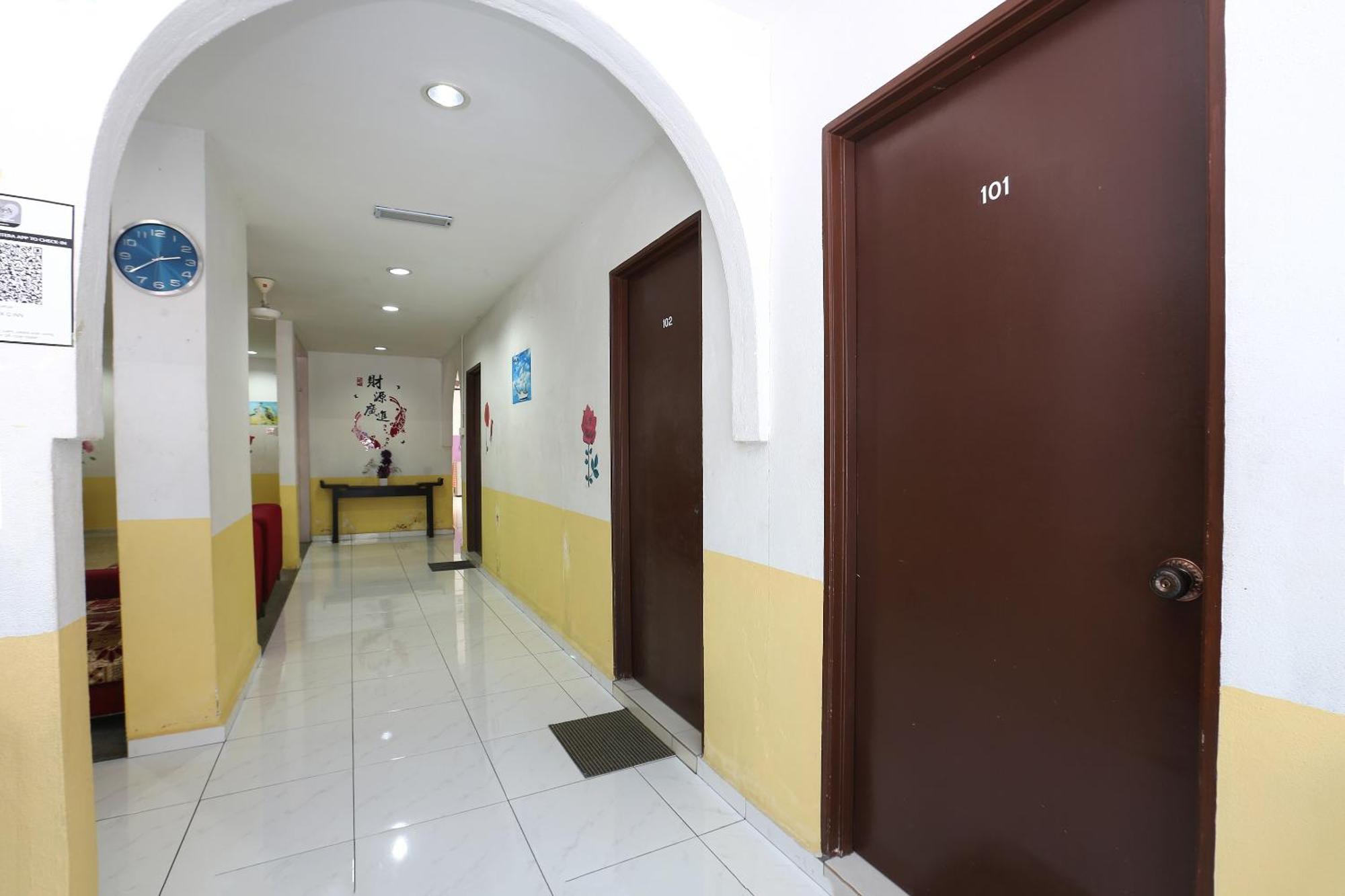 Hotel Oyo 89925 Innap 2*